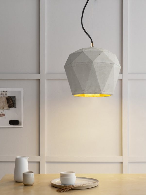 [T4] Hängeleuchte trianguliert – groß