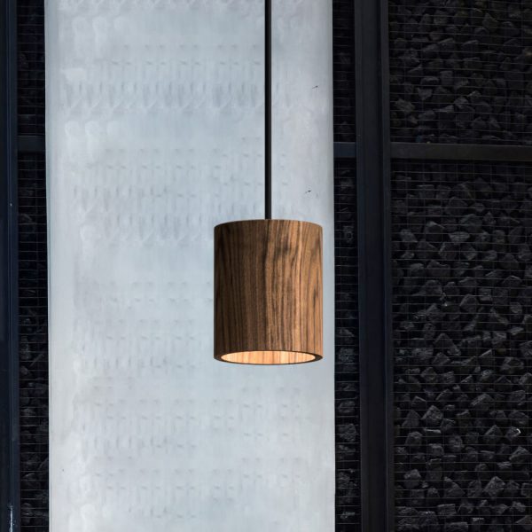 Holzzylinder-LED - Pendelleuchte