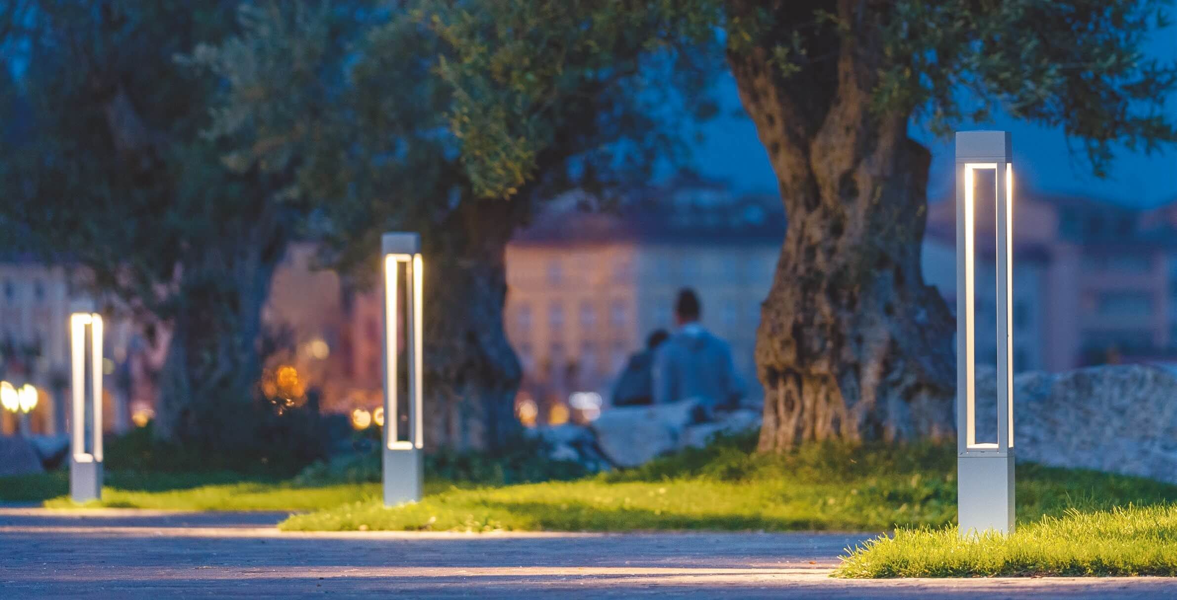 Platek T4 Pollerleuchten im Garten